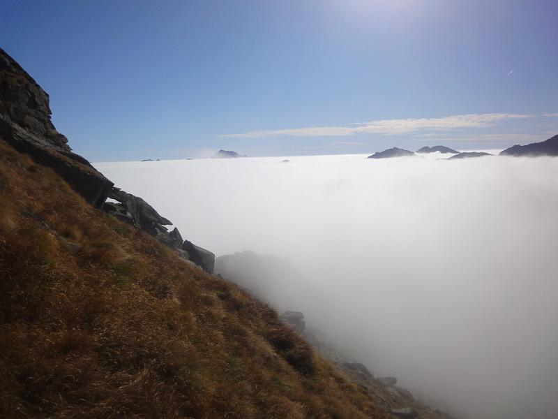 05 tappeto di nuvole.JPG